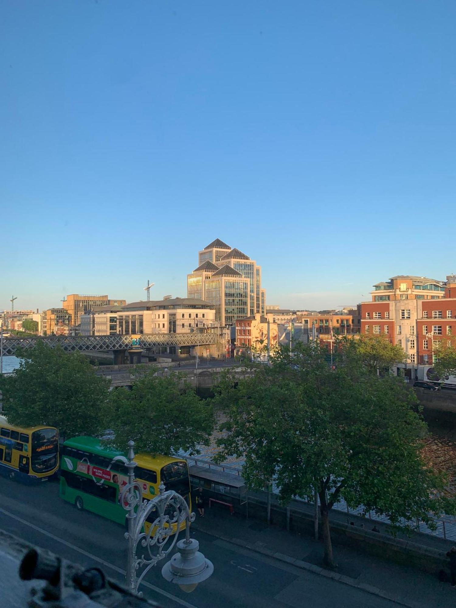 Eden Quay Guesthouse Private Rooms Dublin Exterior photo