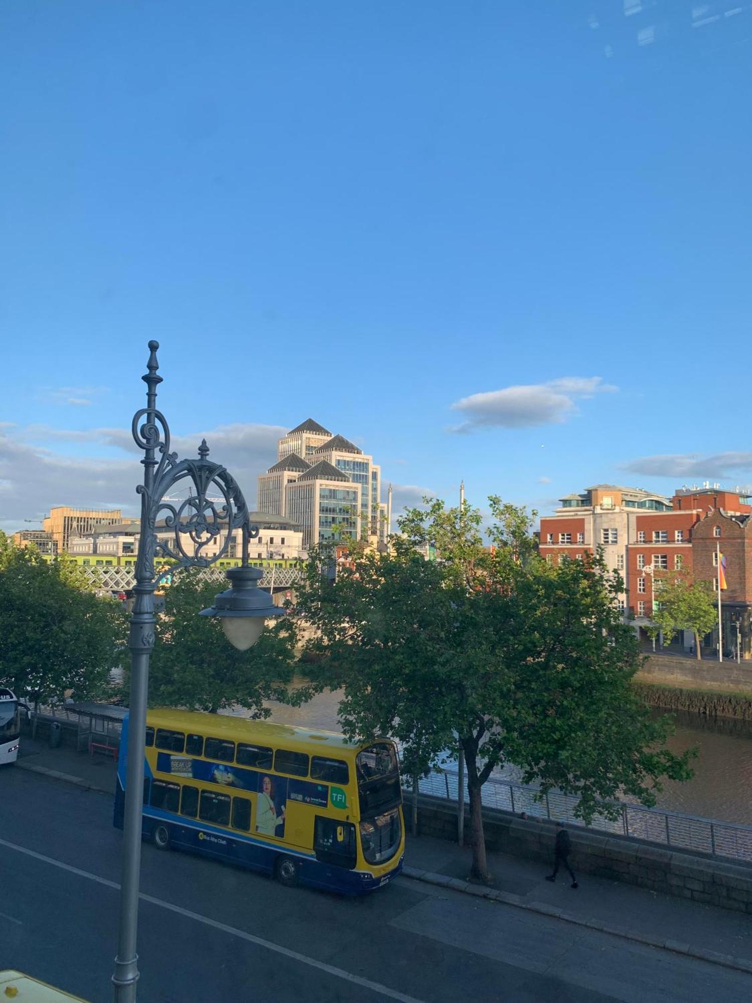 Eden Quay Guesthouse Private Rooms Dublin Exterior photo